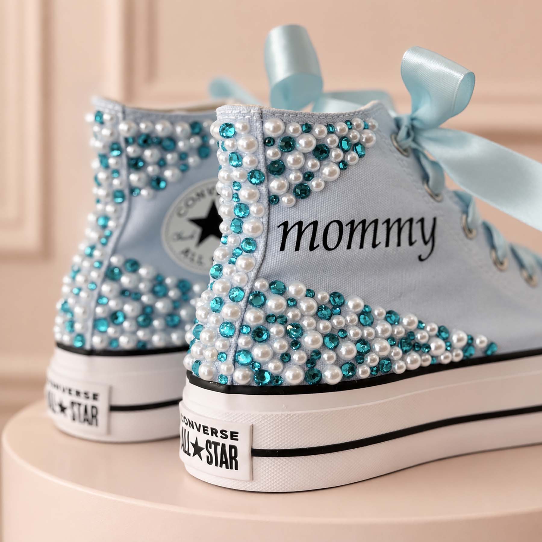 Γυναικεία Converse All Star γαλάζια με διακόσμηση πέρλες & στρας- Mommy edition - Image 3