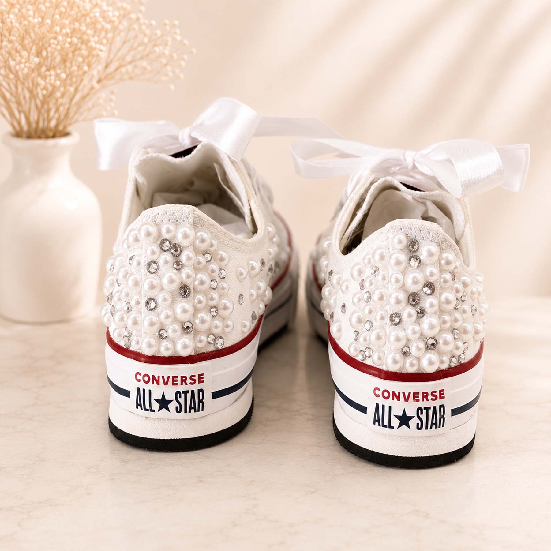 Παιδικά converse χαμηλά– Λευκά με Πέρλες & Στρας - Image 4